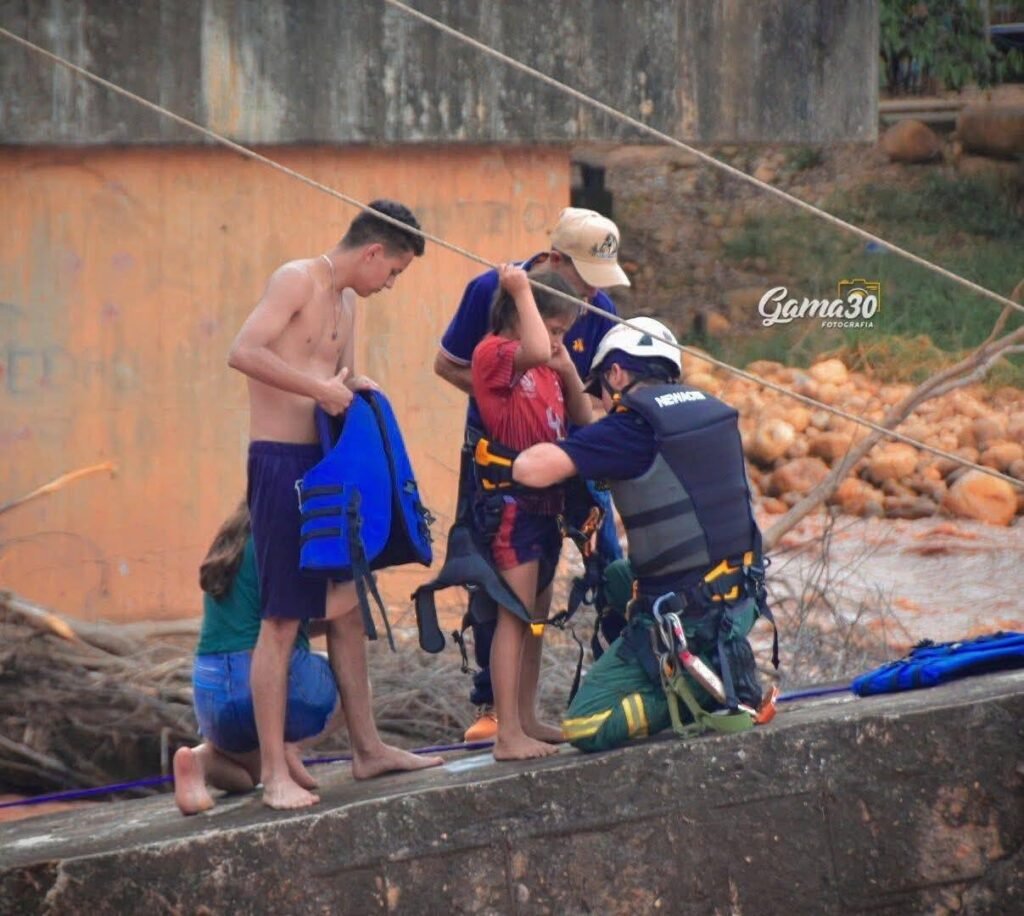 612009582_865701532880956_1721416885381603857_n